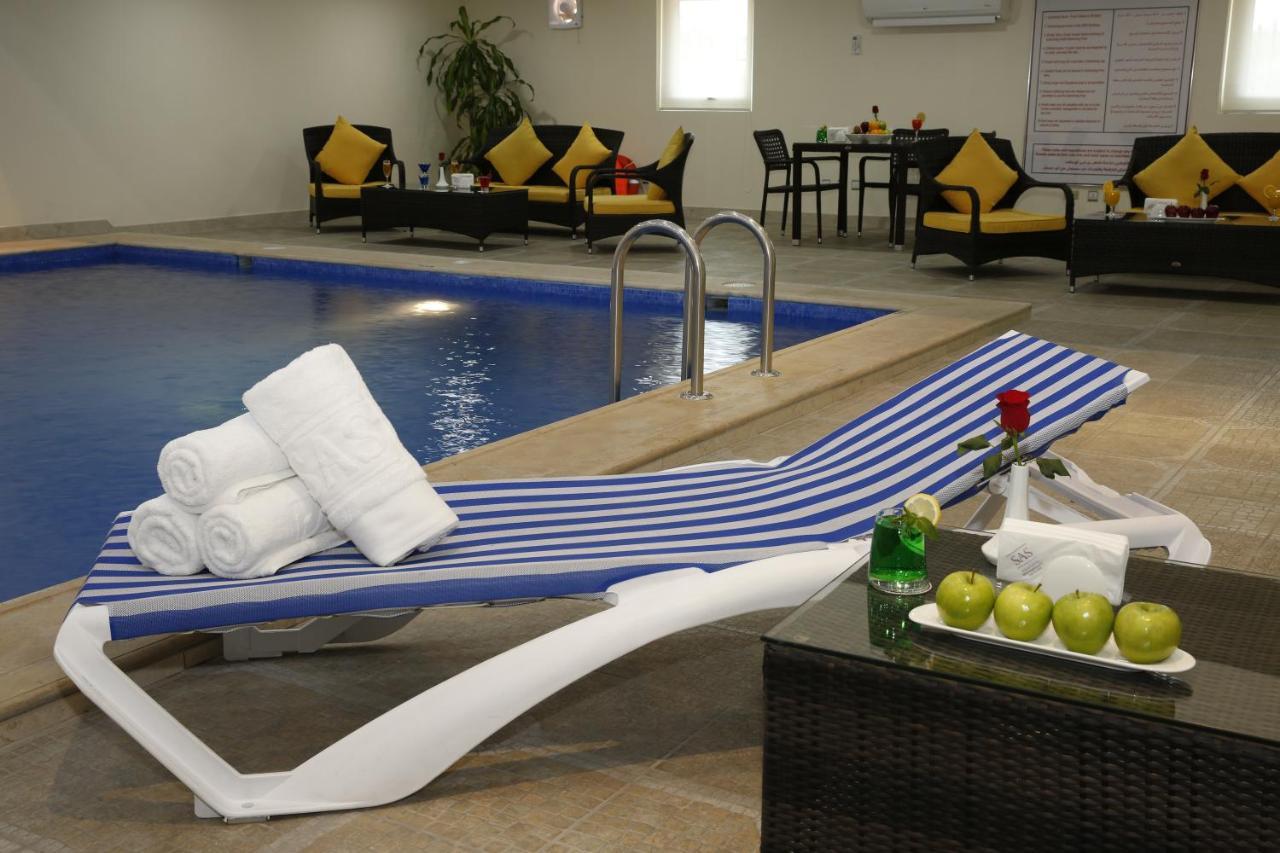 Warwick Al Jubail Hotel Eksteriør bilde