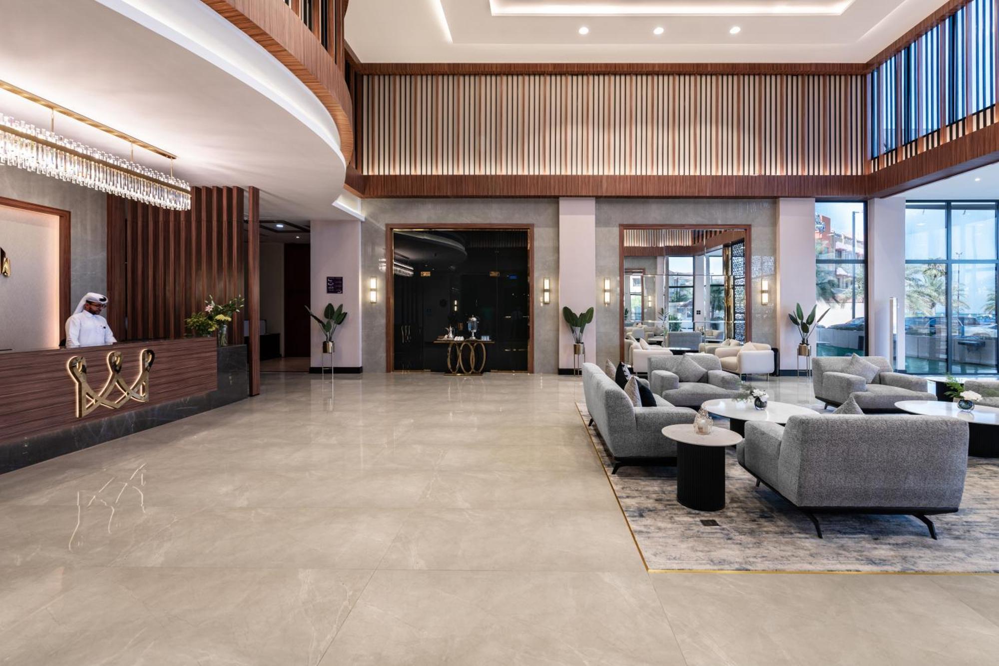 Warwick Al Jubail Hotel Eksteriør bilde