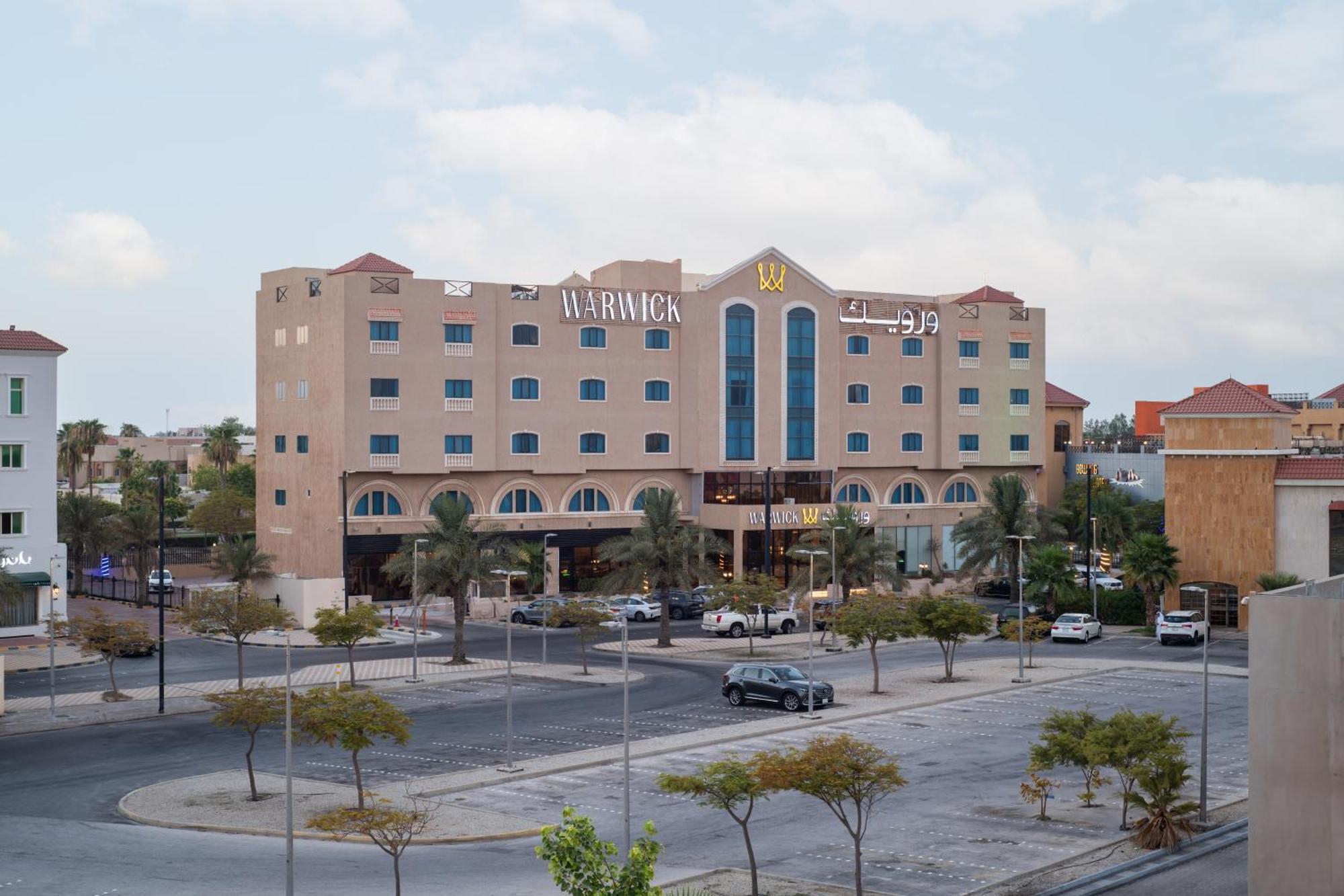 Warwick Al Jubail Hotel Eksteriør bilde