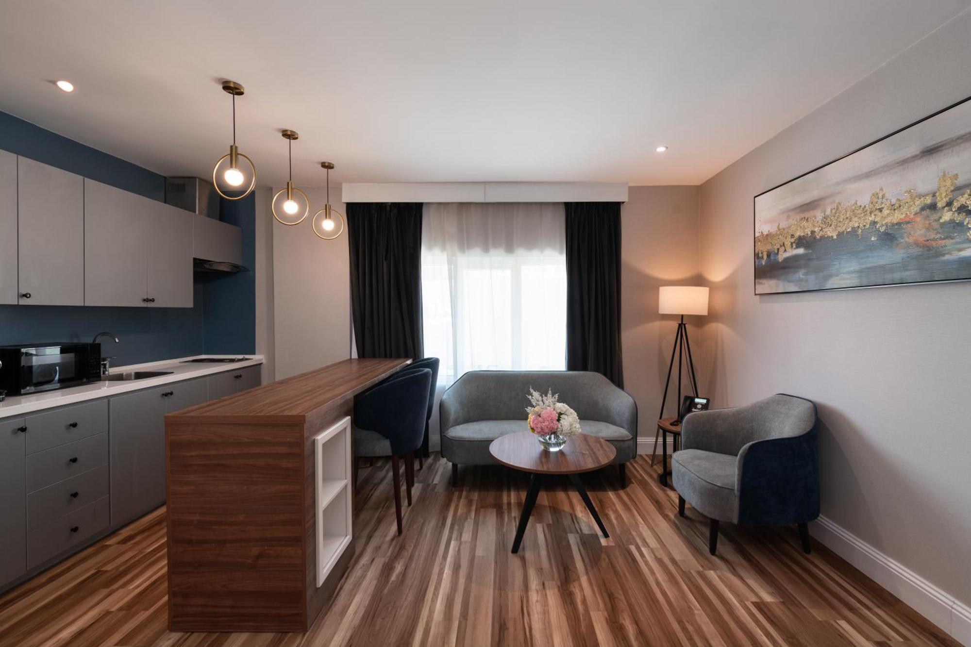 Warwick Al Jubail Hotel Eksteriør bilde